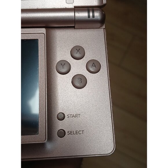 Nintendo DS Lite Metallica Rose Pink USG-001 Handheld W/ Charger & Stylus Tested - Picture 6 of 14